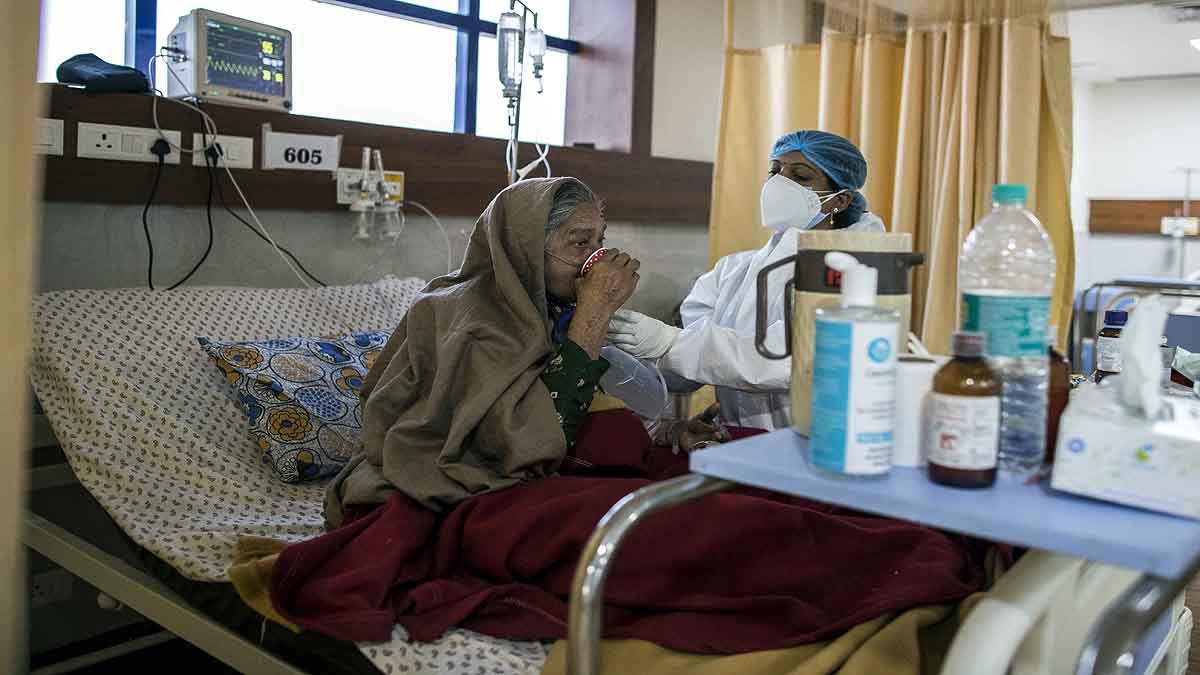 India Corona Surge Puzzles Scientists