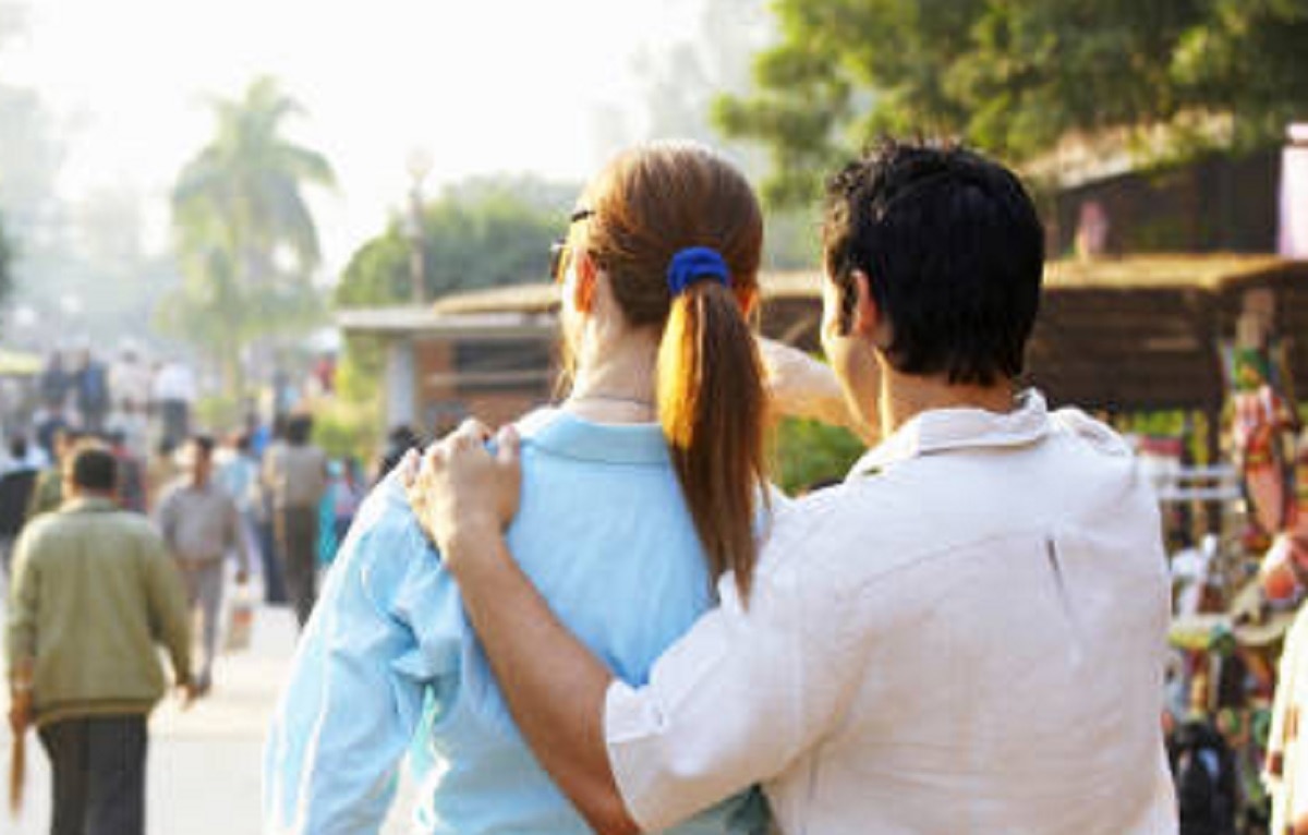 गर्लफ्रेंड के लिए एटीएम लूटते पकड़ा गया