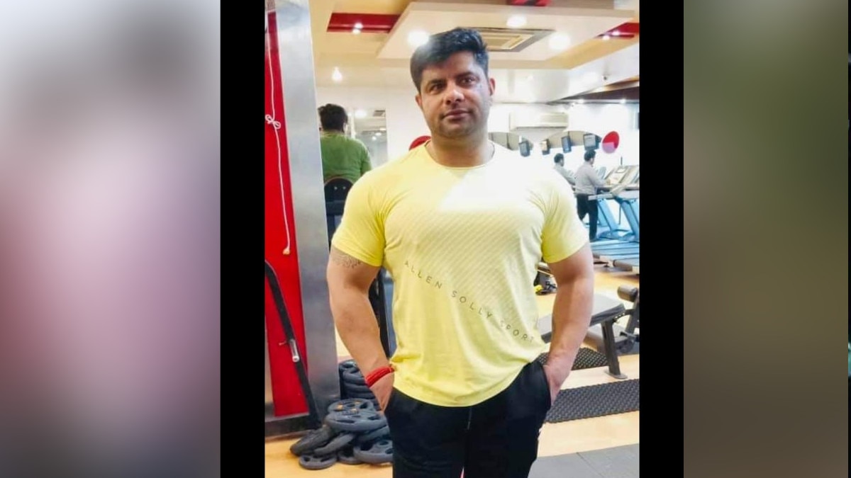 कार में म‍िला होटल माल‍िक बीजेपी पार्षद का शव, पास में पड़ा था तमंचा, हत्या और आत्महत्या में उलझा केस