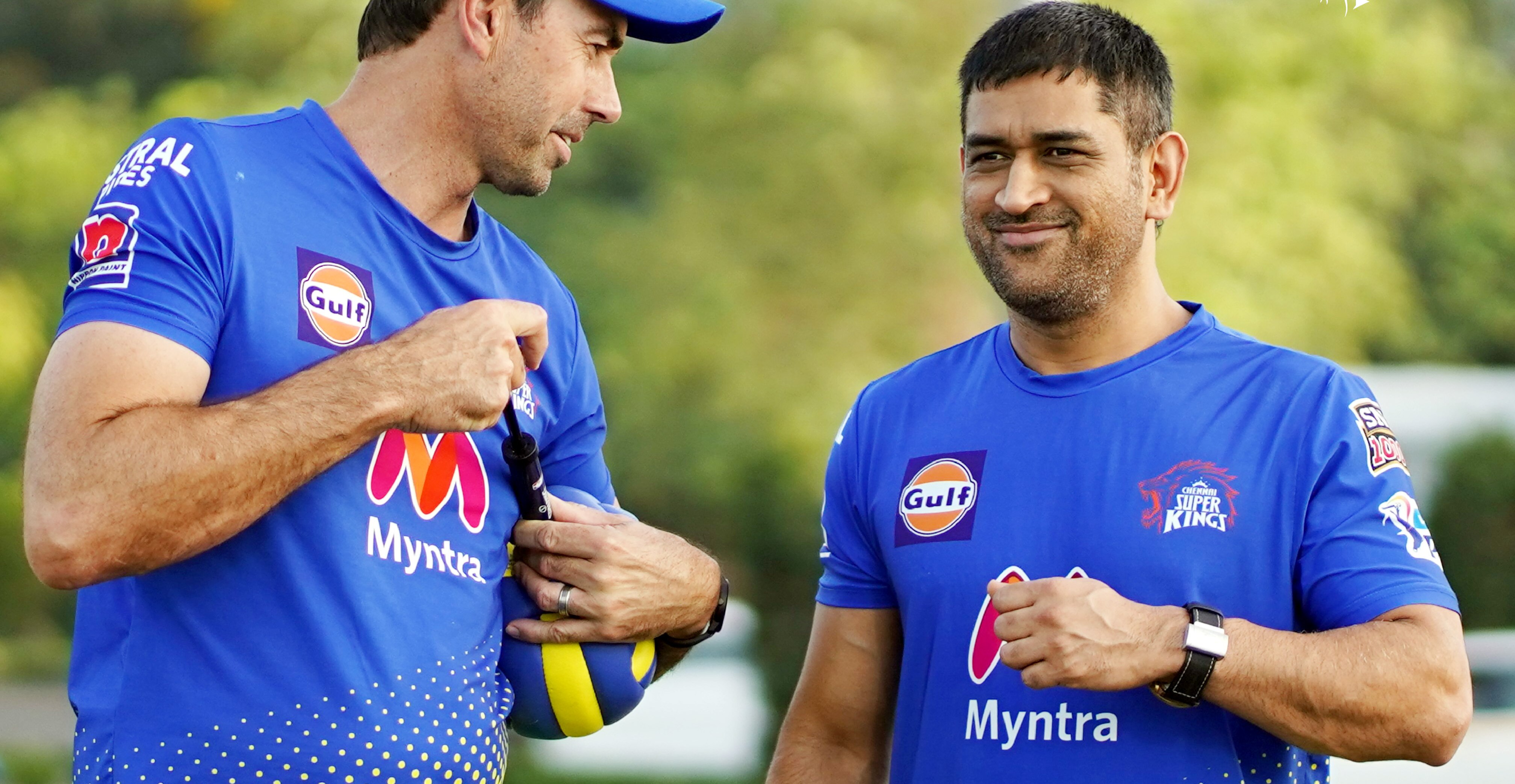 CSK coach Stephen Flaming and Dhoni @ChennaiIPL