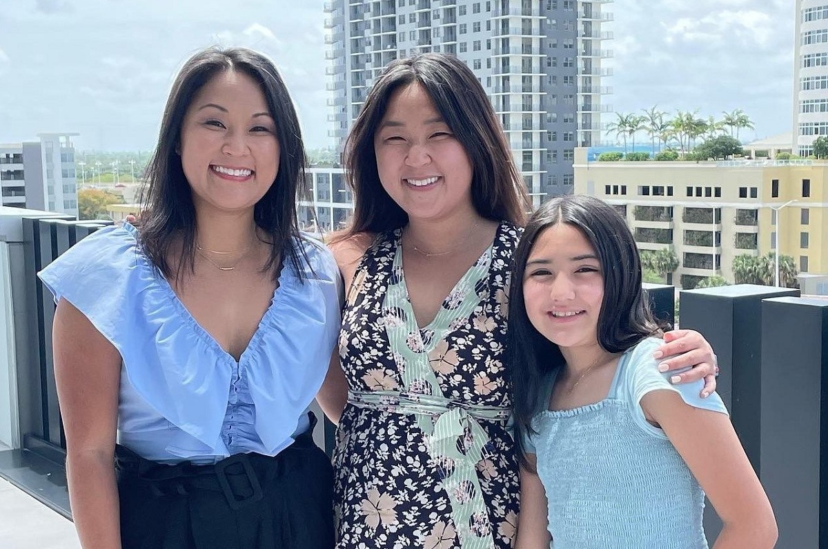 twin sisters reunite on 36