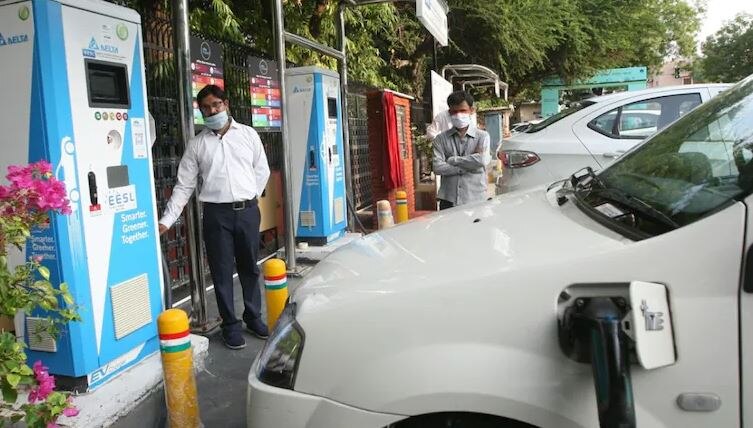 चार्जिंग प्वाइंट बढ़ाने की जरूरत