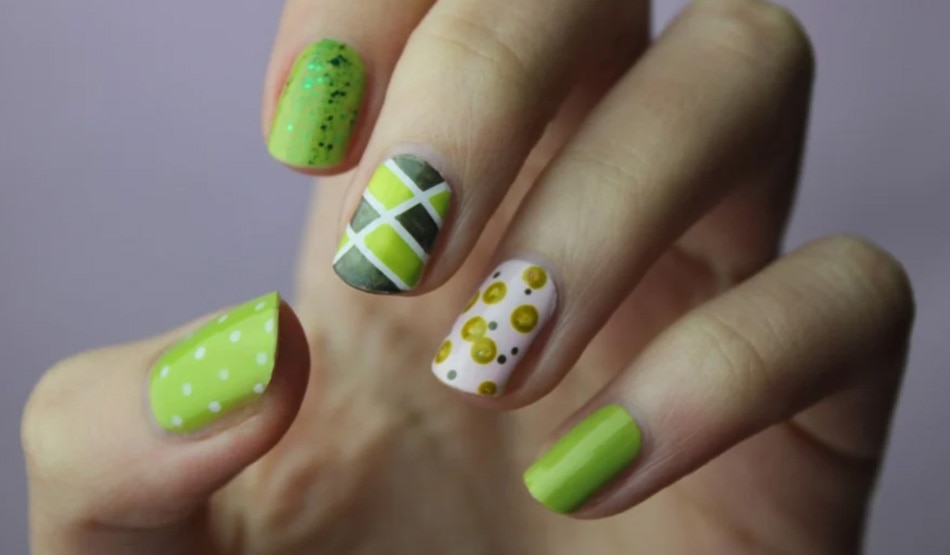 रूखे टूटे हुए नाखून