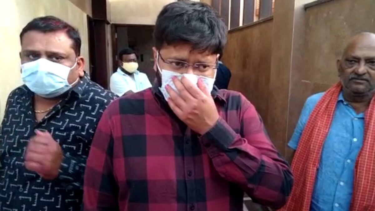 कारपेंटर ने महिला की हत्या कर दी 