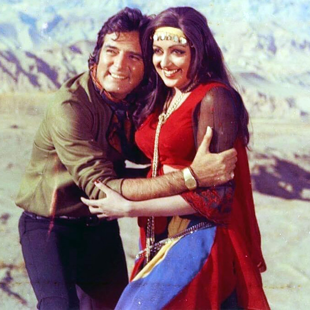 फ‍िरोज खान-हेमा माल‍िनी 