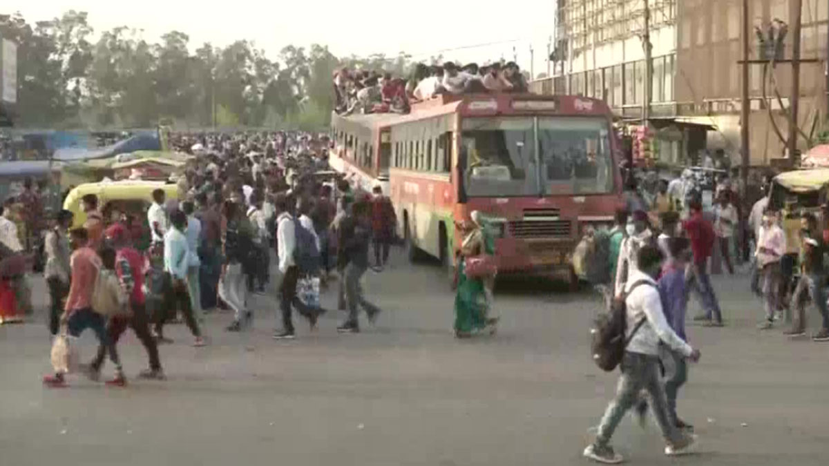 लॉकडाउन लगते ही दिल्ली से प्रवासी मजदूरों का पलायन तेज 