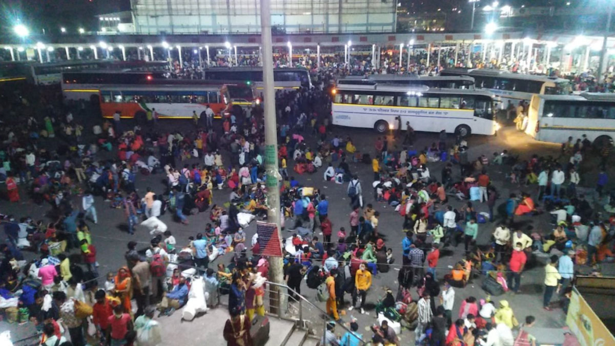 लॉकडाउन लगते ही दिल्ली से प्रवासी मजदूरों का पलायन तेज 