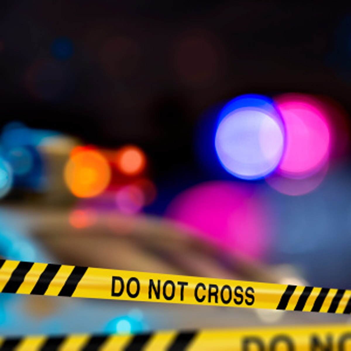 man kills girlfriend