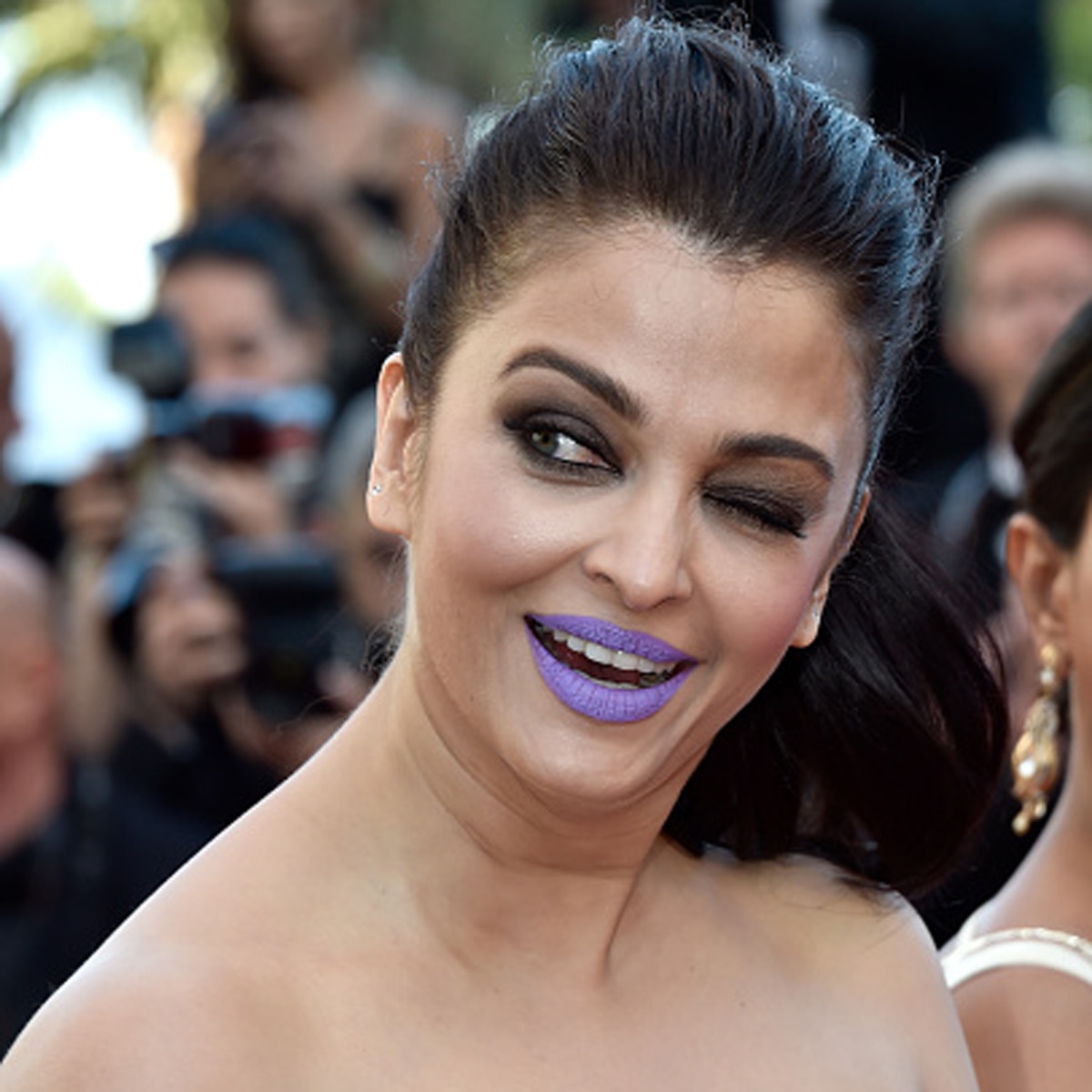 सेलेब्रिटी आउटफिट