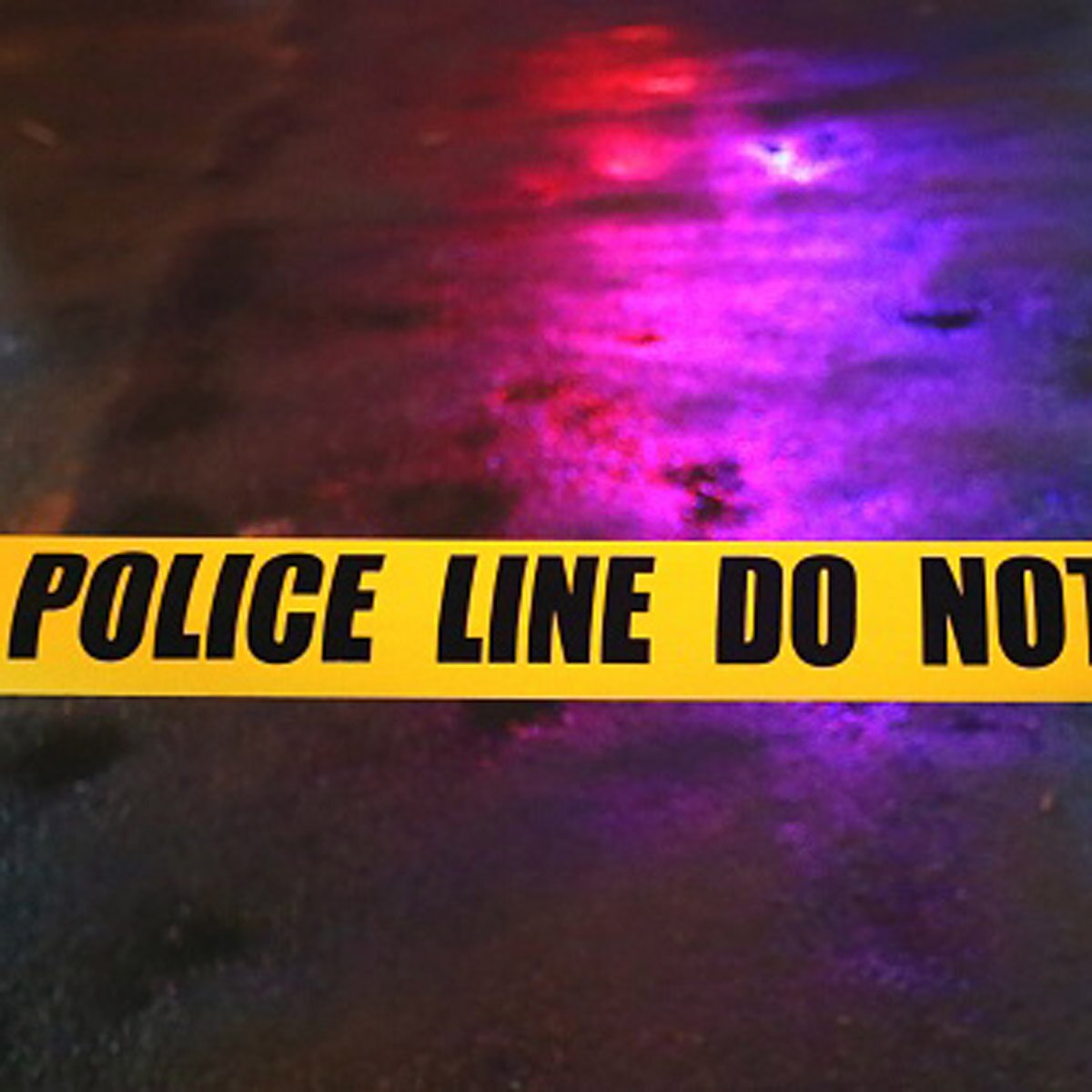 man kills girlfriend