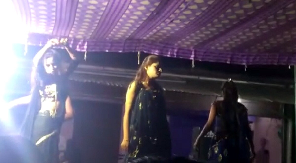 लखनऊ में कोरोना प्रोटोकॉल की उड़ी धज्जियां