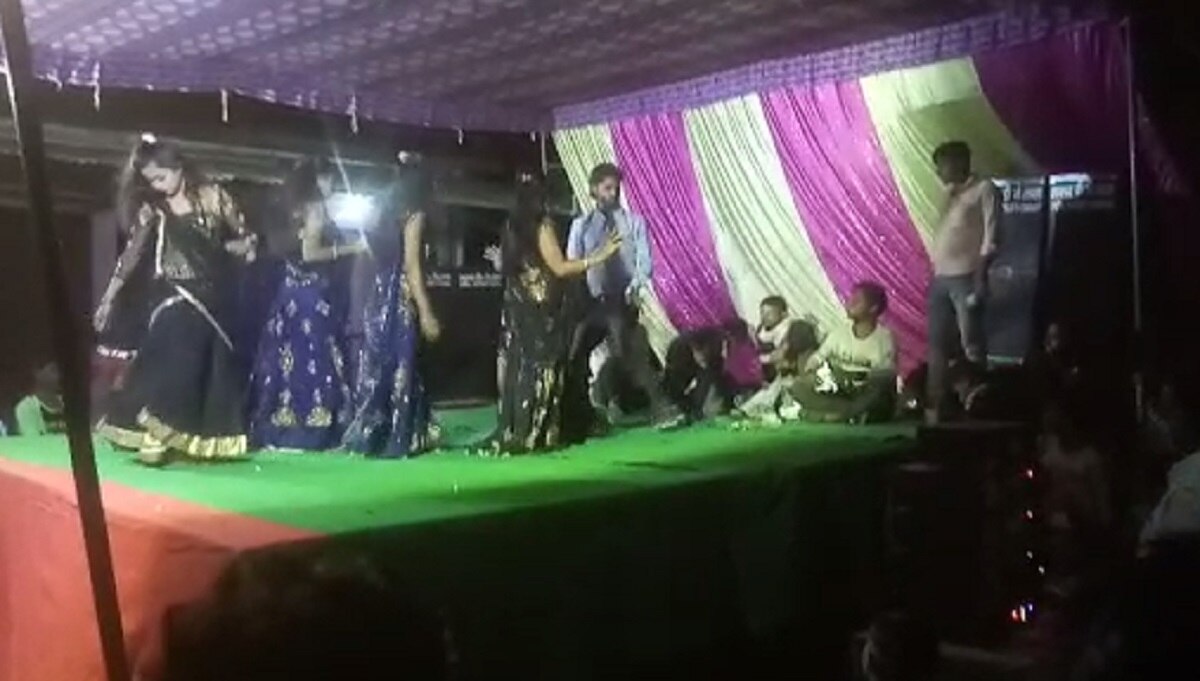 लखनऊ में कोरोना प्रोटोकॉल की उड़ी धज्जियां