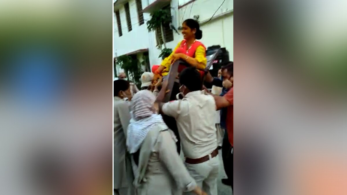 female constable police station