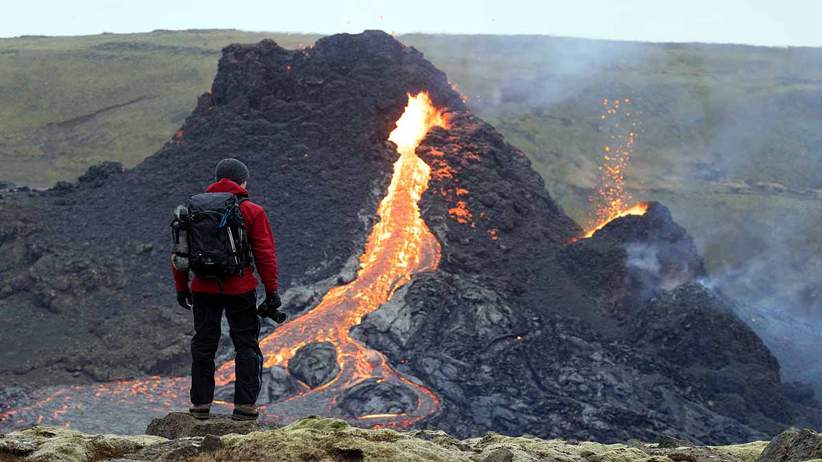 Icelandic Volcano Perfect Tourist Destination 