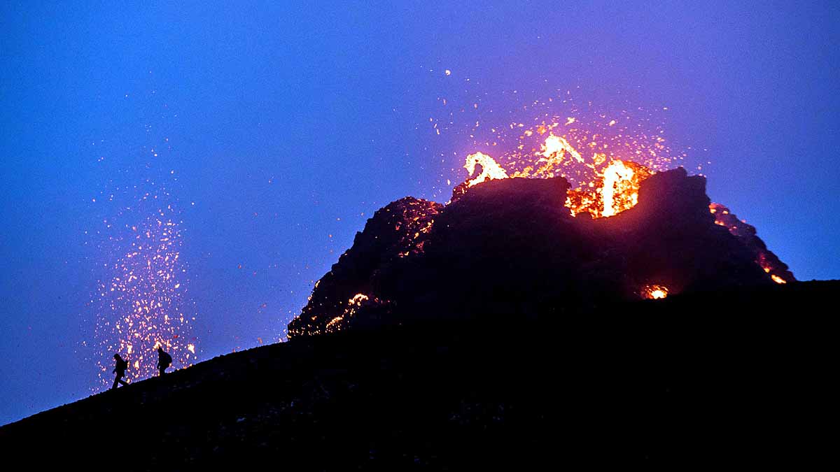 Icelandic Volcano Perfect Tourist Destination 
