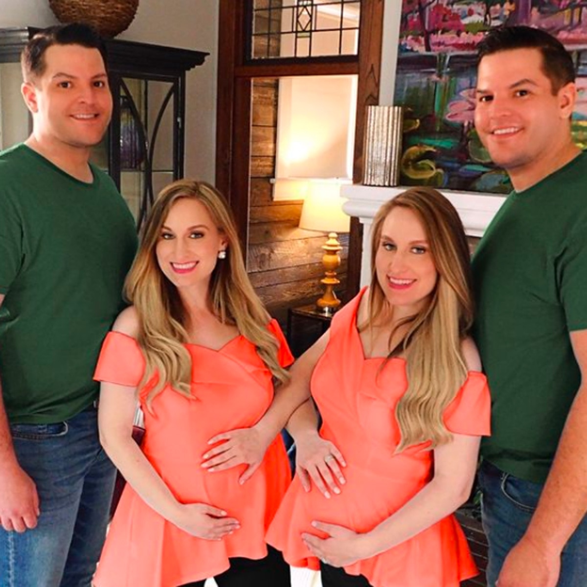 twins giving birth together