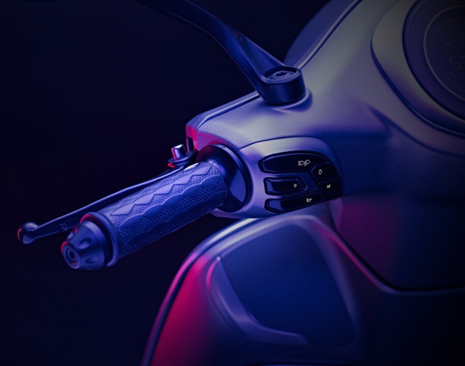  5 घंटे में फुल चार्ज