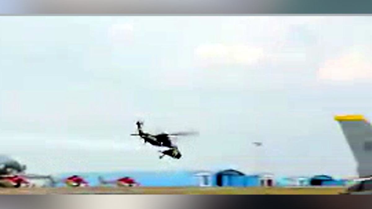 प्रैक्टिस उड़ान में हेल‍िकॉप्टर से ग‍िरी रॉकेटनुमा चीज, कई घंटों बाद सर्च ऑपरेशन में म‍िला तो न‍िकला बम 