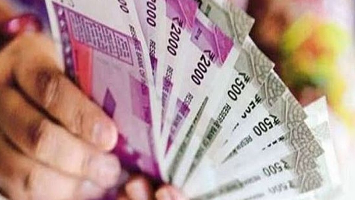 कांग्रेस नेता के बेटे से 3 करोड़ की अवैध वसूली, सोशल मीडिया पर हथ‍ियारों के साथ डांस करते नजर आए आरोपी 