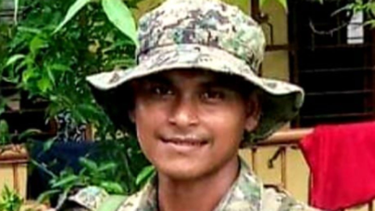 धर्मदेव कुमार छत्तीसगढ़ में नक्सलियों के साथ हुई मुठभेड़ में शहीद हुए 