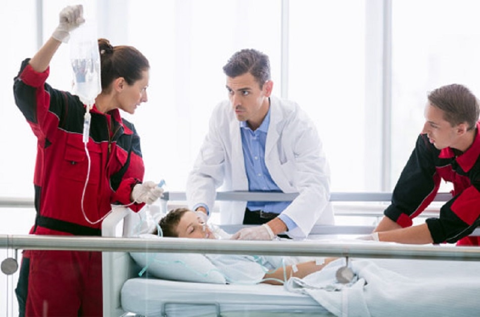 डॉक्टर परेशान