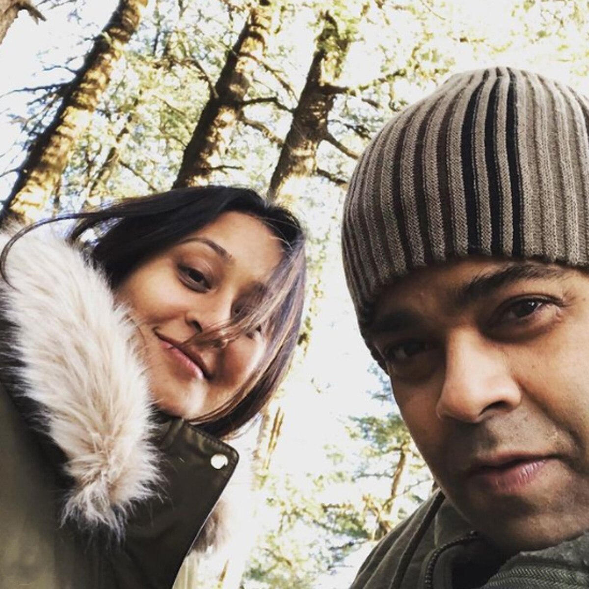 कीकू शारदा पत्नी प्र‍ियंका के साथ 