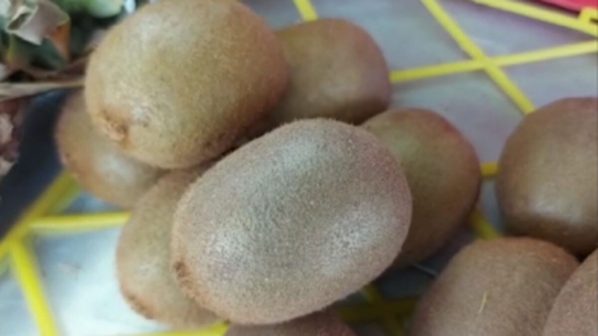 कोरोना काल में फलों के दामों में भारी उछाल 