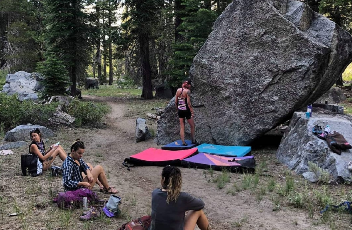 laura jasorka nude rock climbing