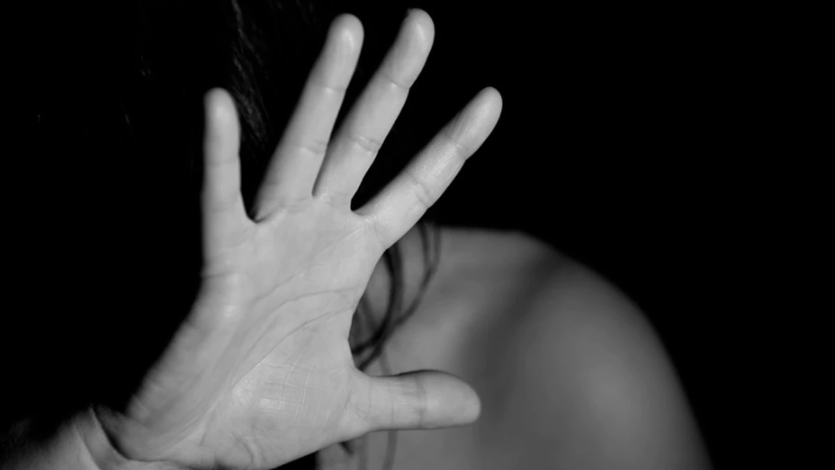 father rape his daughter