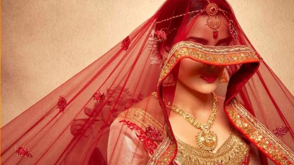 ससुर के तेरहवीं के बाद तबीयत खराब होने का बनाया बहाना, 15 लाख लूटकर घर छोड़ कर चली गईं 2 लुटेरी दुल्हनें 