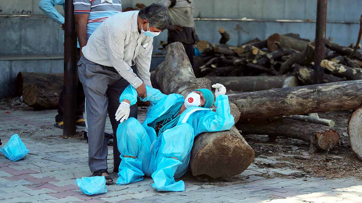 Covid-19 India Mass Funeral Pyres