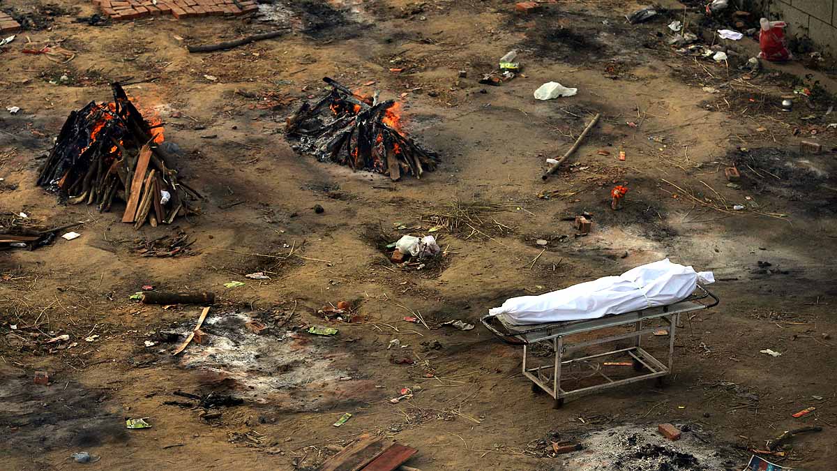 Covid-19 India Mass Funeral Pyres