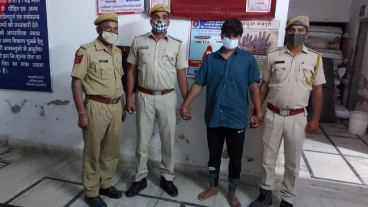 मां और भाई को मार डाला 