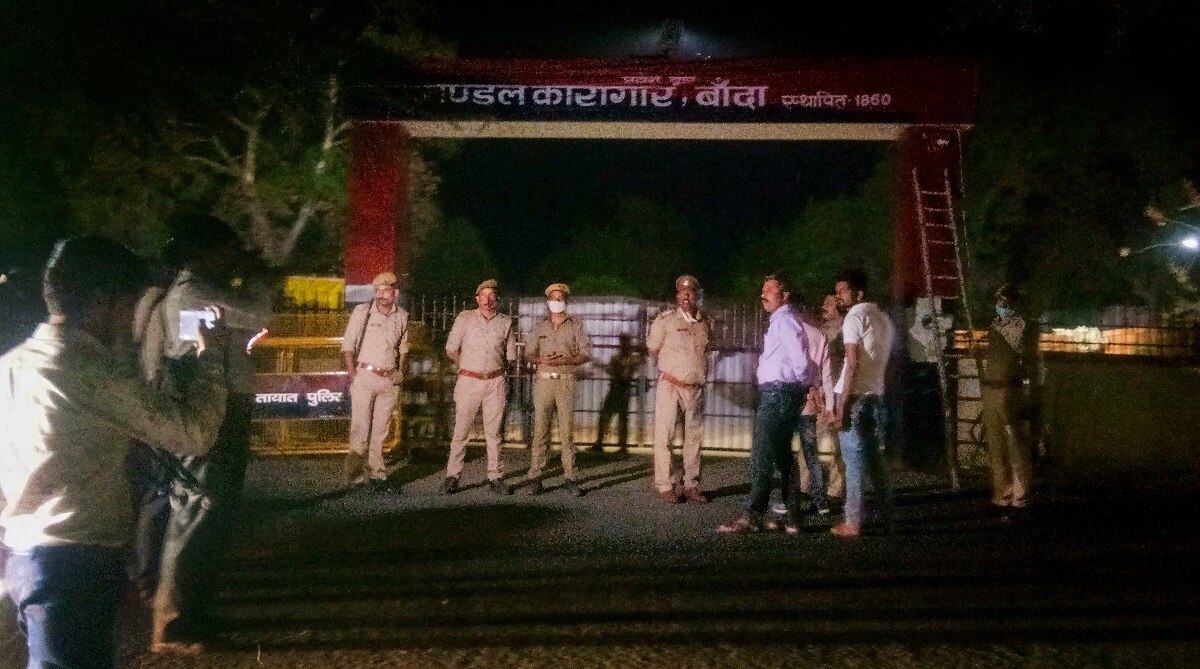 अचानक पैरों पर चलने लगा मुख्तार अंसारी