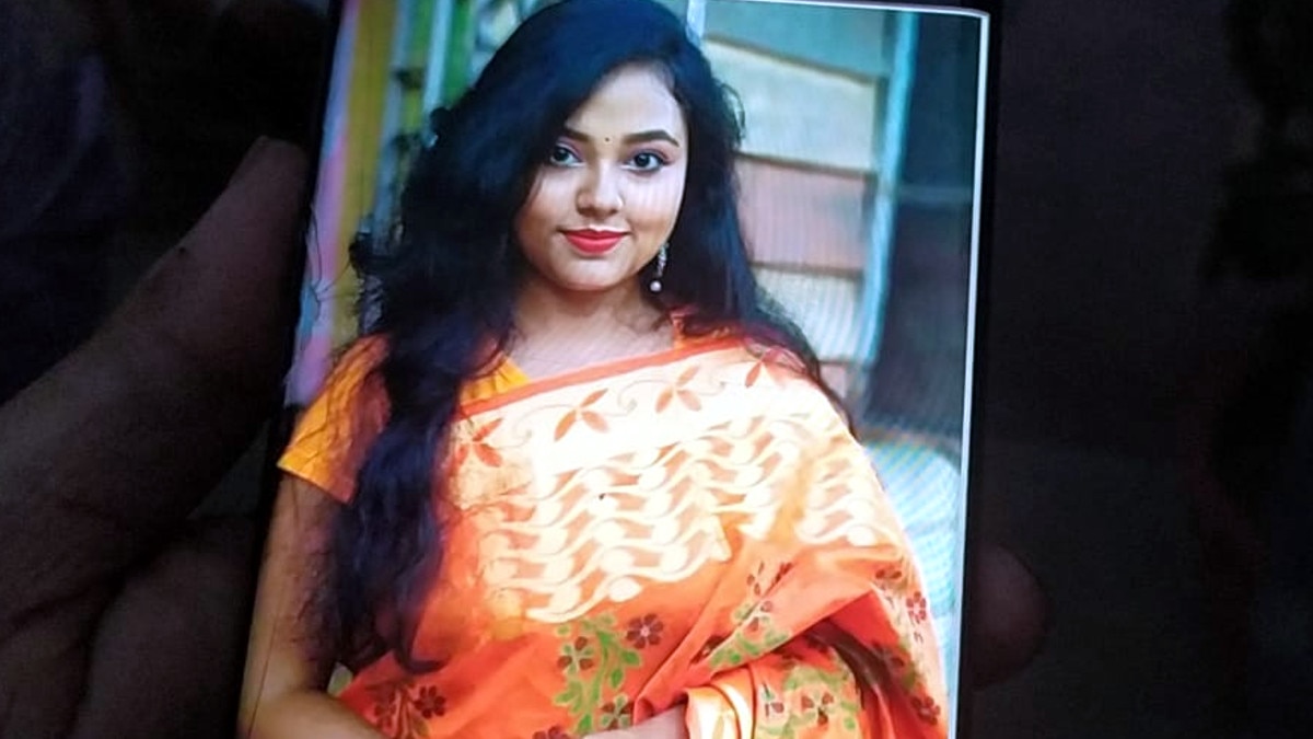 पत्नी-बच्चों सह‍ित 4 की हत्या कर कमरे के बाहर लगाया ताला,  बुलेट मोटरसाइकिल से हो गया फरार 