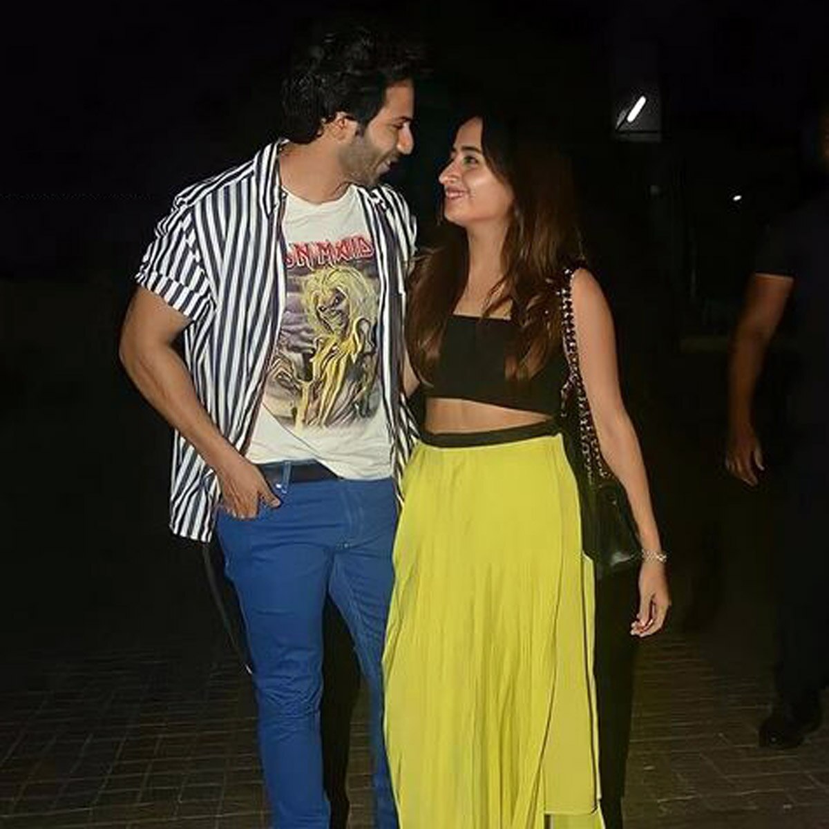 वरुण संग नताशा