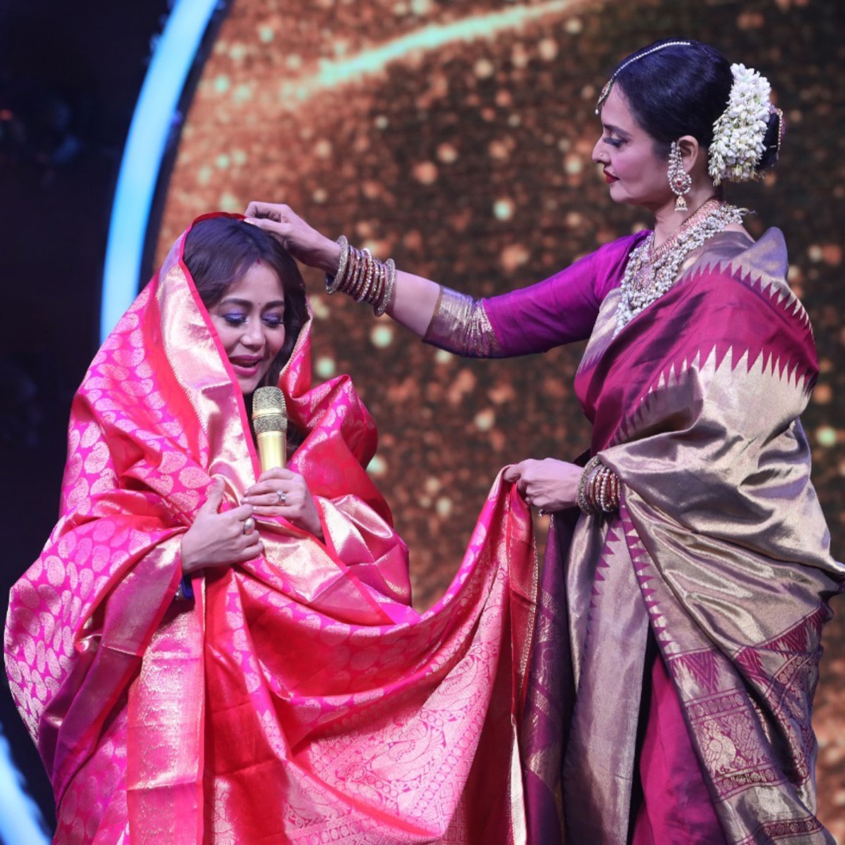 नेहा और रेखा