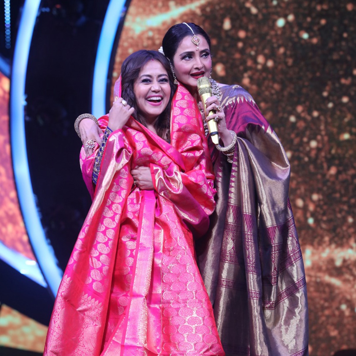 नेहा और रेखा