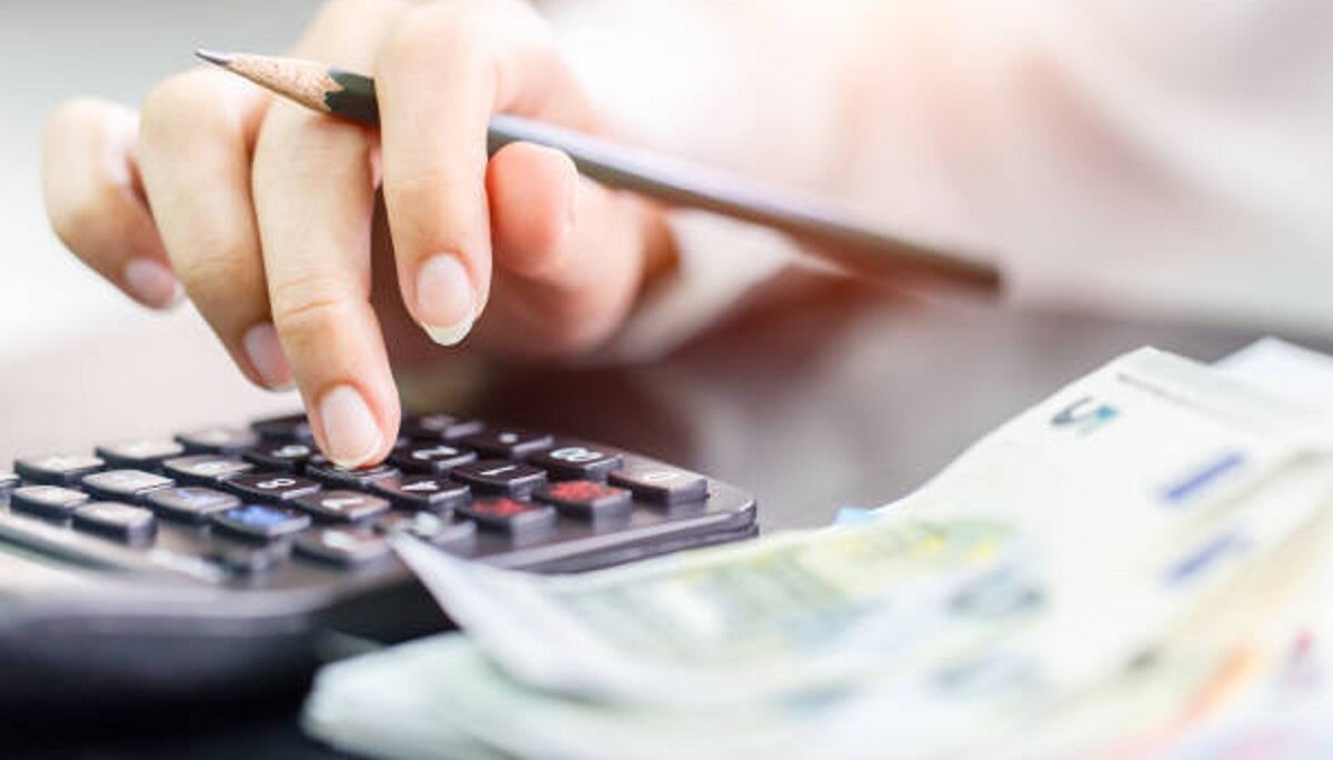 बिना नौकरी के सैलरी