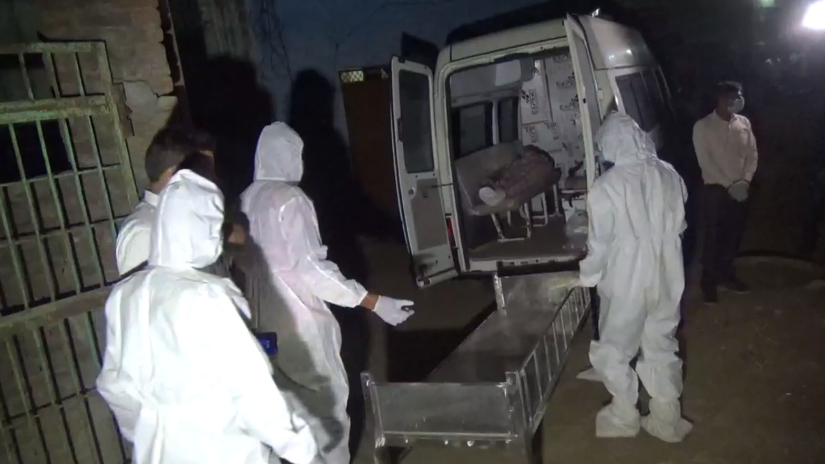  अस्पताल प्रशासन ने की शवों की अदला बदली 