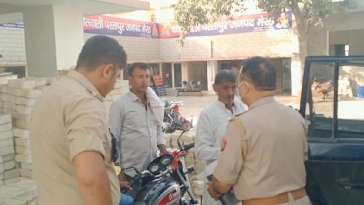  चकमा देकर लुटेरी दुल्हन नकद व जेवर लेकर फरार