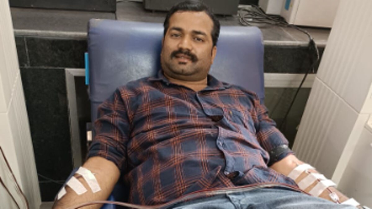  रोजा तोड़कर मुस्लिम युवक ने  प्लाज्मा डोनेट किया