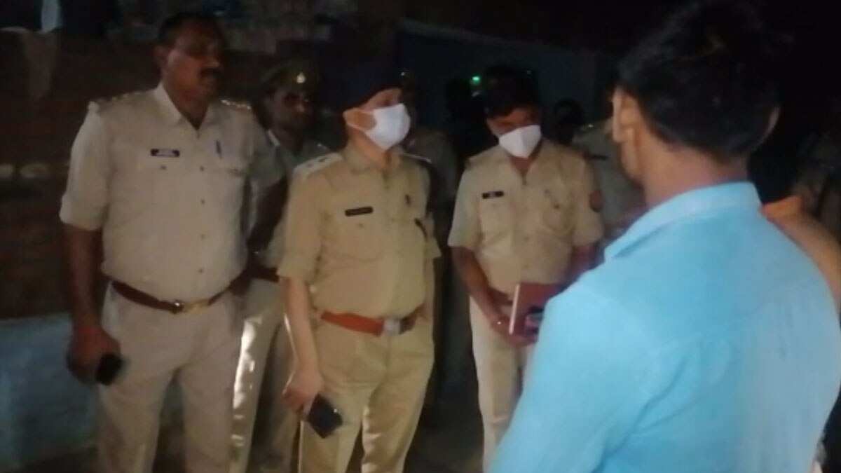 छेड़छाड़ से परेशान लड़की ने की खुदकुशी 