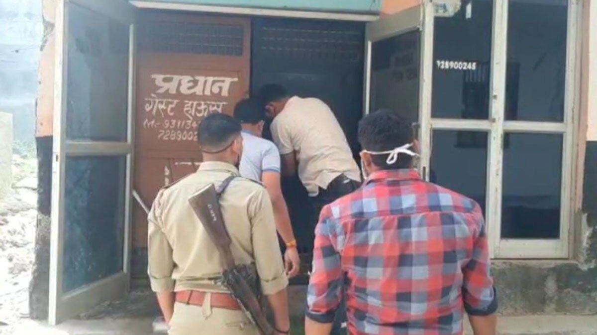  दो गेस्ट हाउस में चल रहा था देह व्यापार