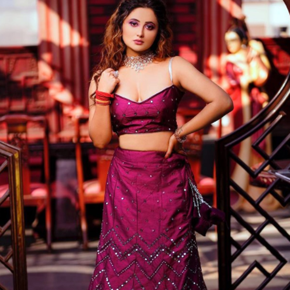 रश्मि देसाई