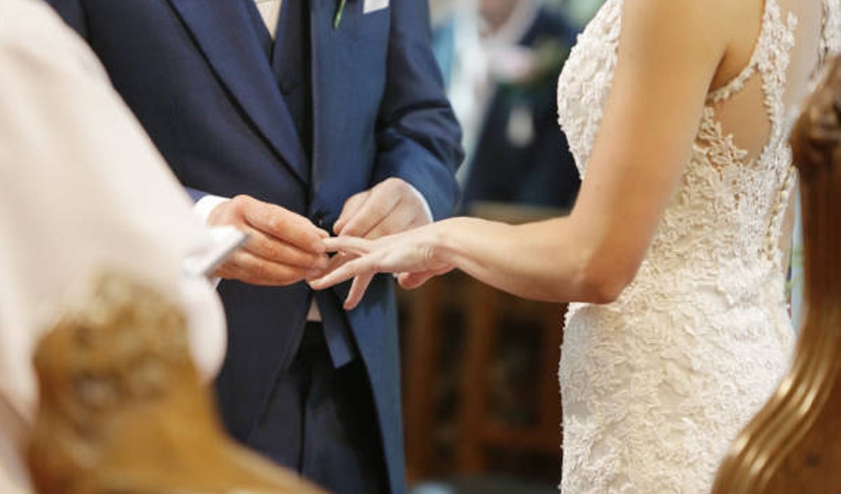 bride tips to waitress