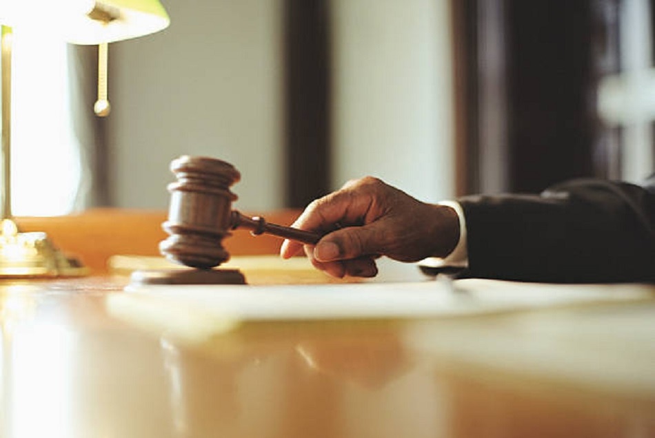 इंस्टाग्राम पर शख्स की न्यूड फोटो से मचा बवाल 6