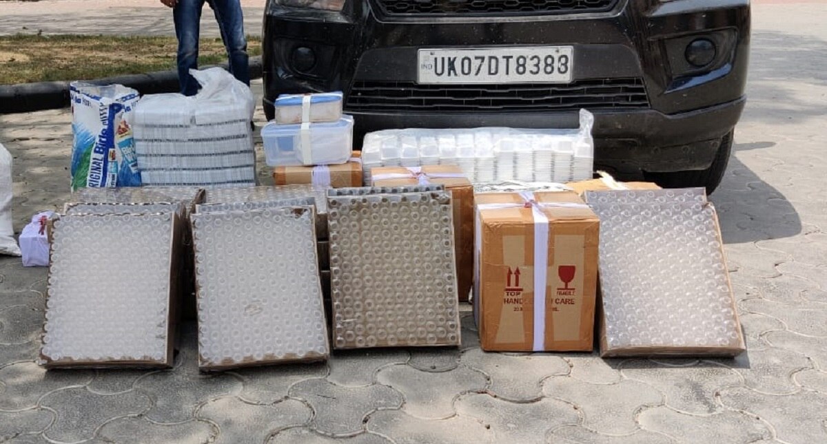 सामान बरामद