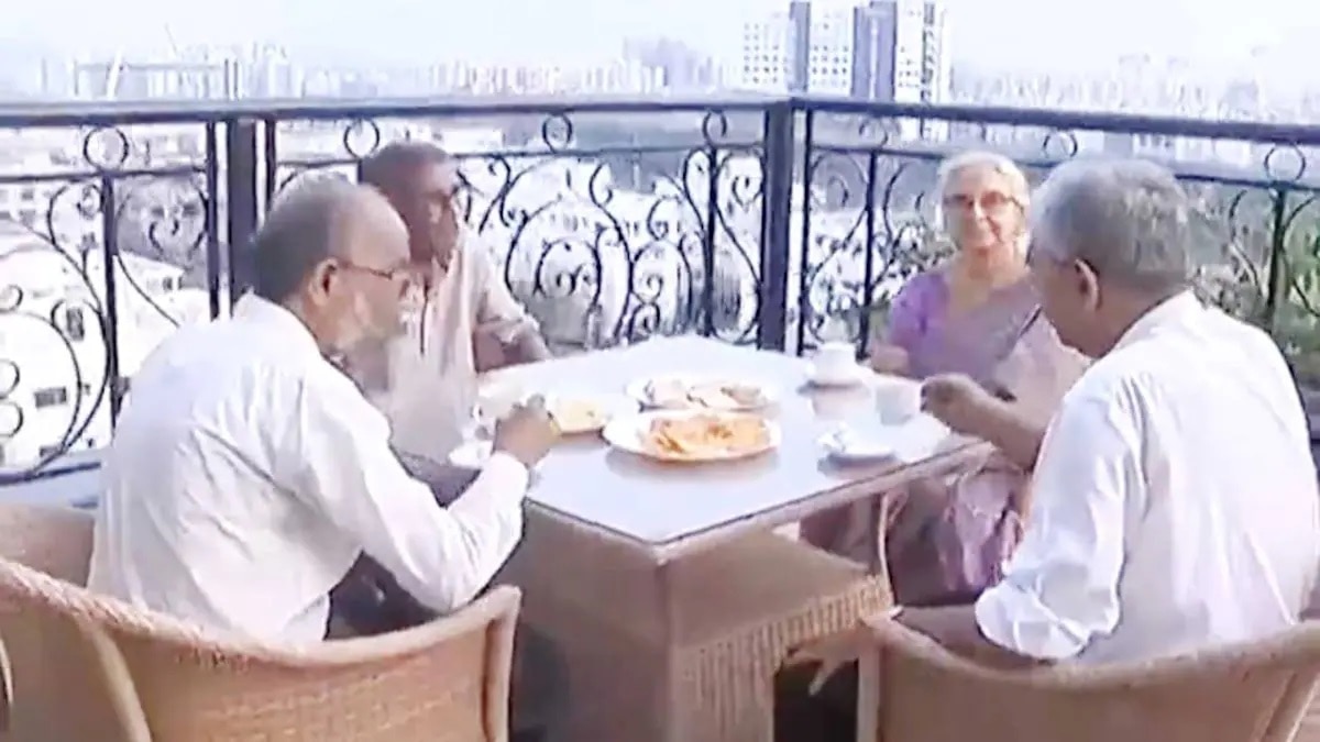 HDFC Bank दे रहा 0.75% अधिक ब्याज