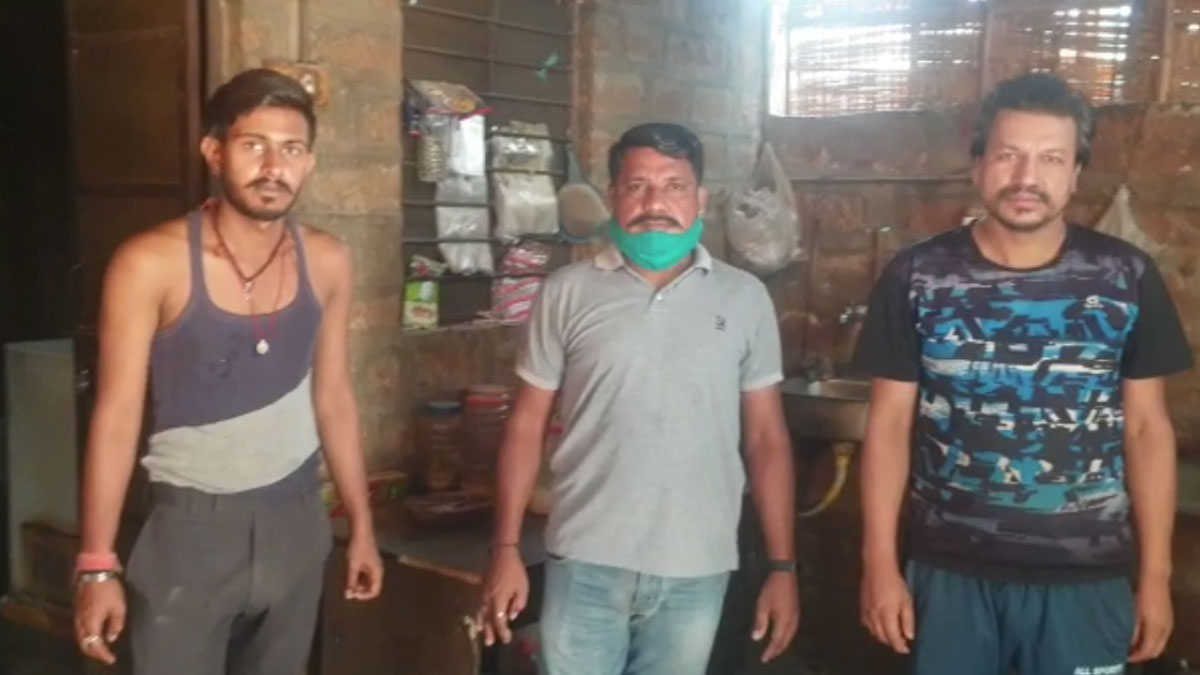  वीकेंड कर्फ्यू में पुलिस ने खुलवाई मटन शॉप